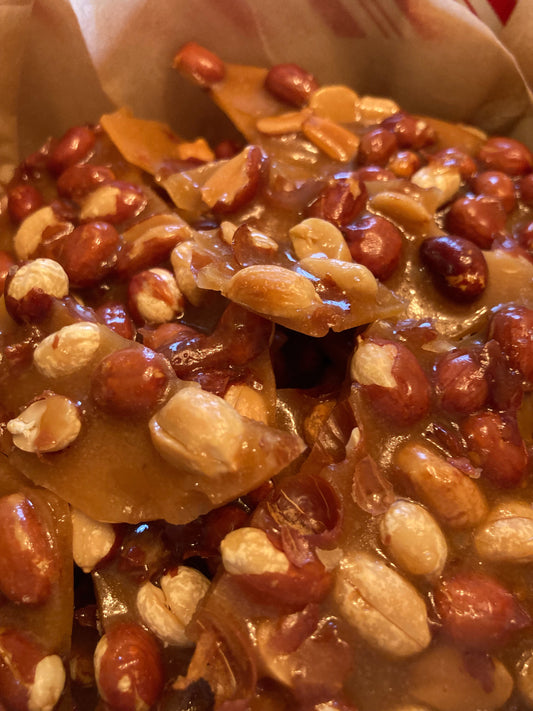 Classic Peanut Brittle 8oz